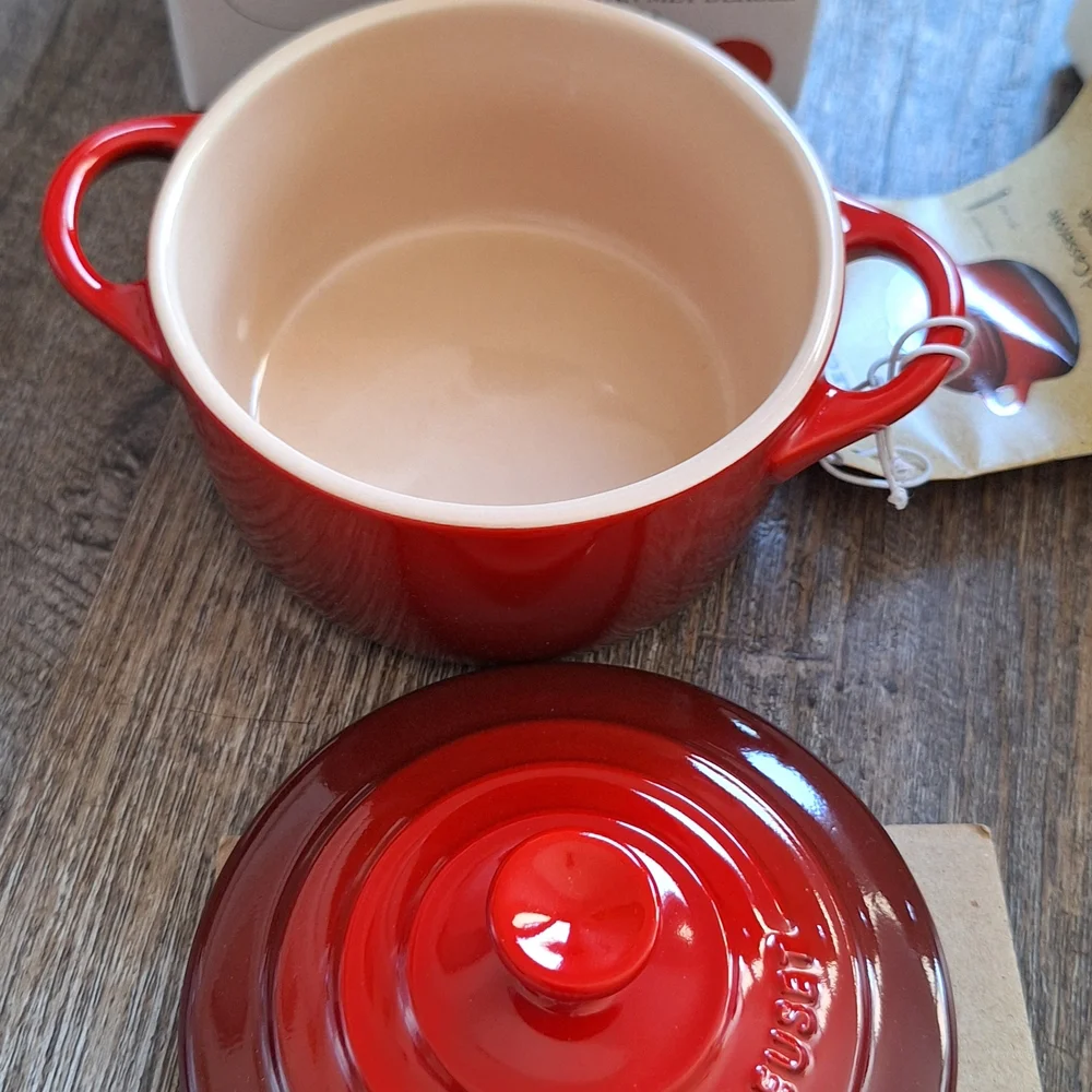 Le Creuset Red Mini Cocotte - Picture 2 of 8